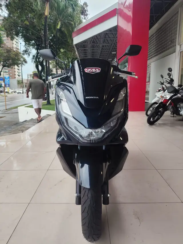 Carro Honda PCX 160 2025 DLX ABS