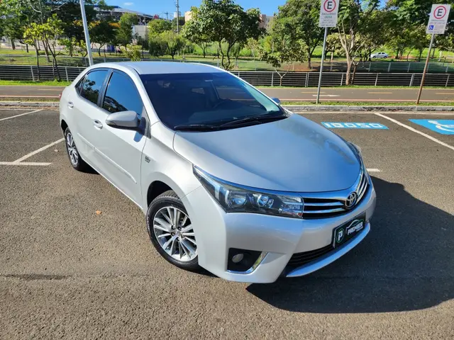 Carro Toyota Corolla 2016 Sedan 1.8 Dual VVT-i GLi (Flex)