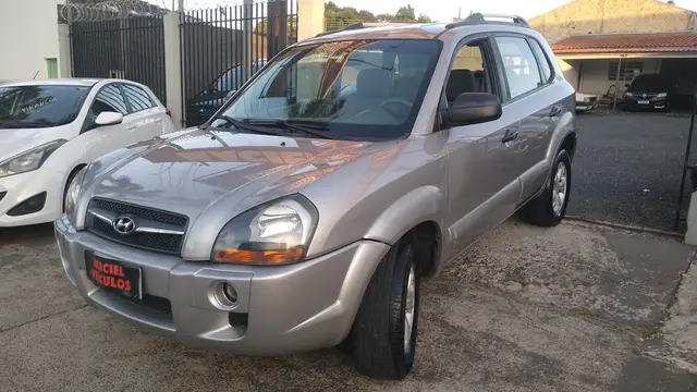 Carro Hyundai Tucson 2010 GL 2.0 16V