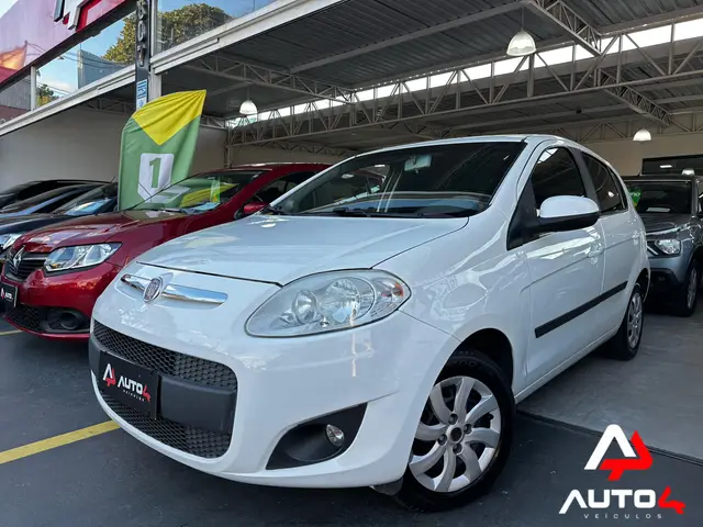 Carro Fiat Palio 2014 Attractive 1.4 8V (Flex)