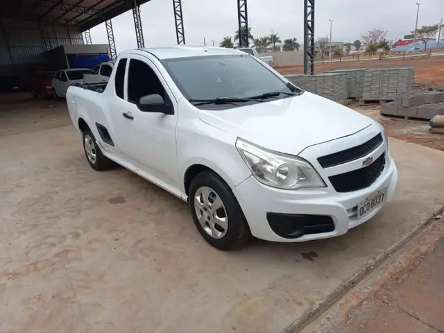 Carro Chevrolet Montana 2018 LS 1.4 (Flex)