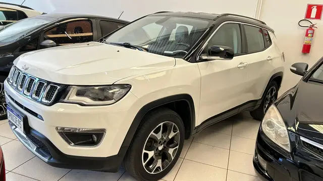 Carro Jeep Compass 2017 2.0 Limited (Aut) (Flex)