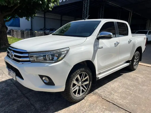 Carro Toyota Hilux Cabine Dupla 2018 Hilux 2.8 16v TDI SRV CD 4x4 (Aut)