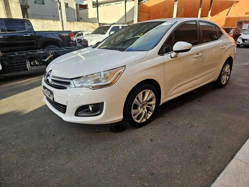 Citroën C4 Lounge Exclusive 1.6 THP (Aut)