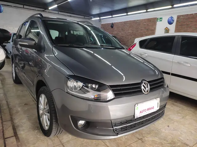 Carro Volkswagen SpaceFox 2011 1.6 8V (Flex)