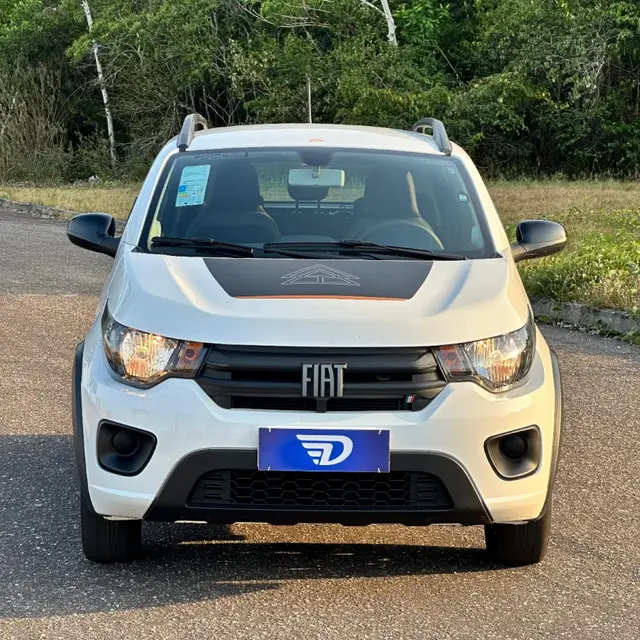 Carro Fiat Mobi 2024 Trekking 1.0
