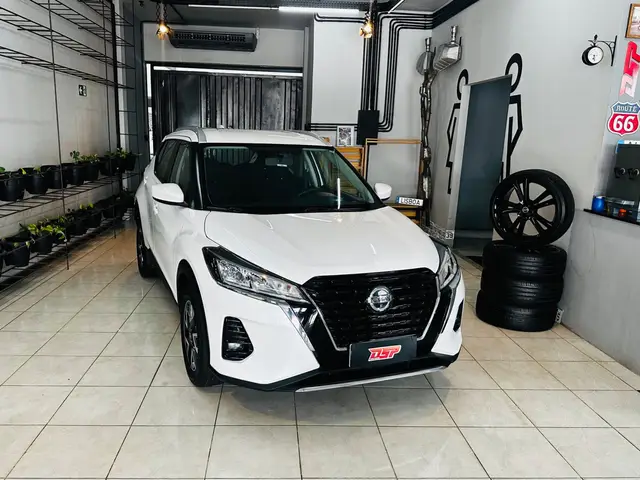 Carro Nissan Kicks 2022 Sense 1.6 (Flex) (Aut)