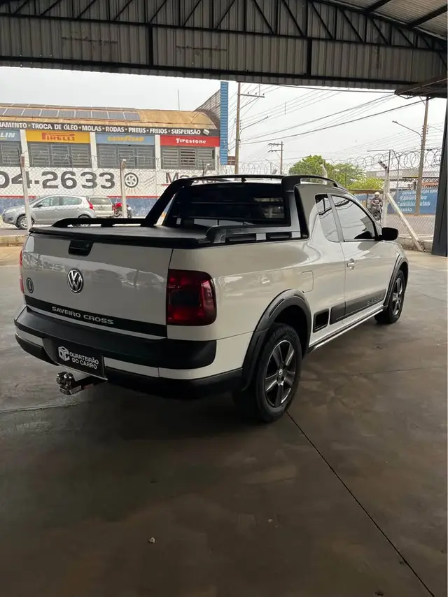 Carro Volkswagen Saveiro 2011 Cross 1.6 (Flex) (cab. estendida)
