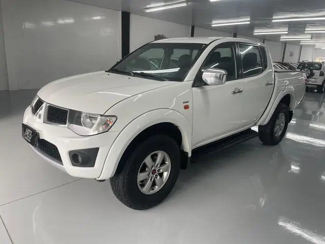 Carro Mitsubishi L200 Triton Sport 2012 3.2 DI-D 4x4