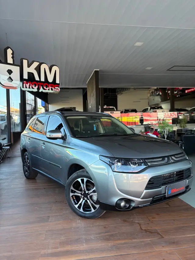 Carro Mitsubishi Outlander 2015 2.0 16V CVT