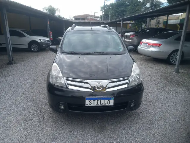 Carro Nissan Grand Livina 2014 SL 1.8 16V (flex) (aut)