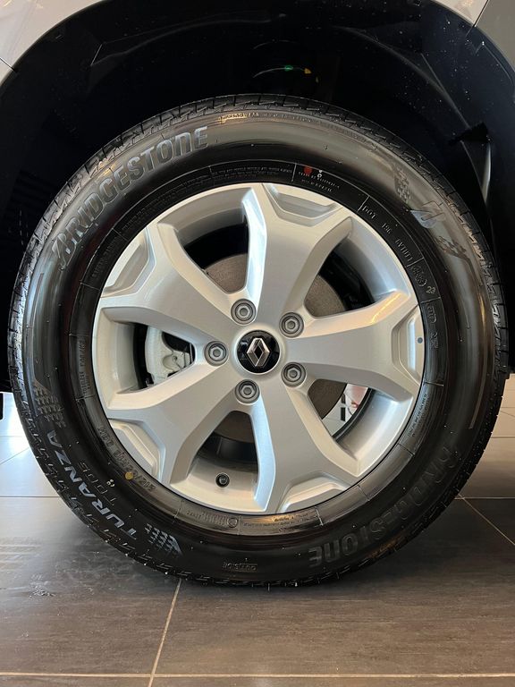 Duster Plus Intense 1.6