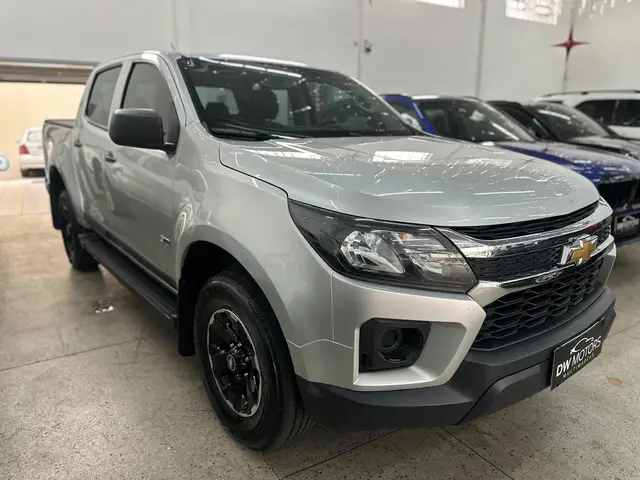 Carro Chevrolet S10 Cabine Dupla 2022 S10 2.8 CTDI LS 4WD (Cabine Dupla)