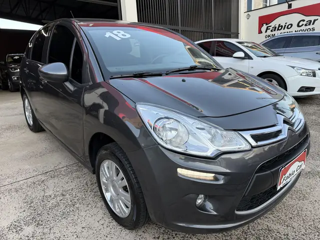 Carro Citroën C3 2018 Attraction 1.2 12V (Flex)