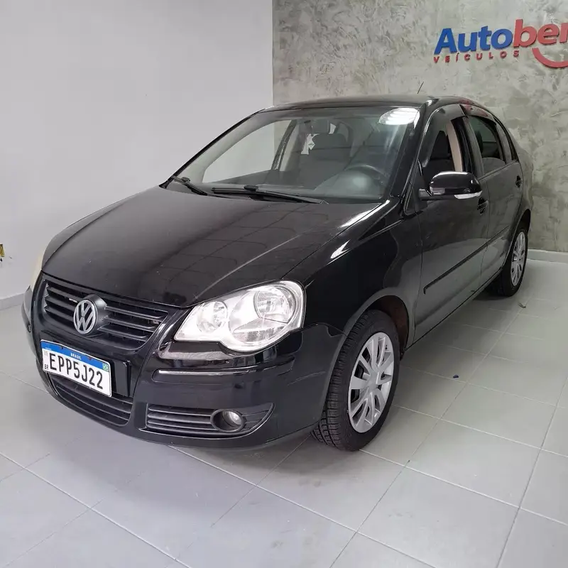 Volkswagen Polo Sedan 1.6 8V (Flex)