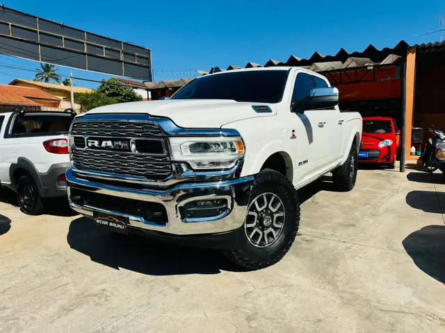 Carro RAM 2500 2021 Ram 2500 CD 6.7 4X4 Laramie