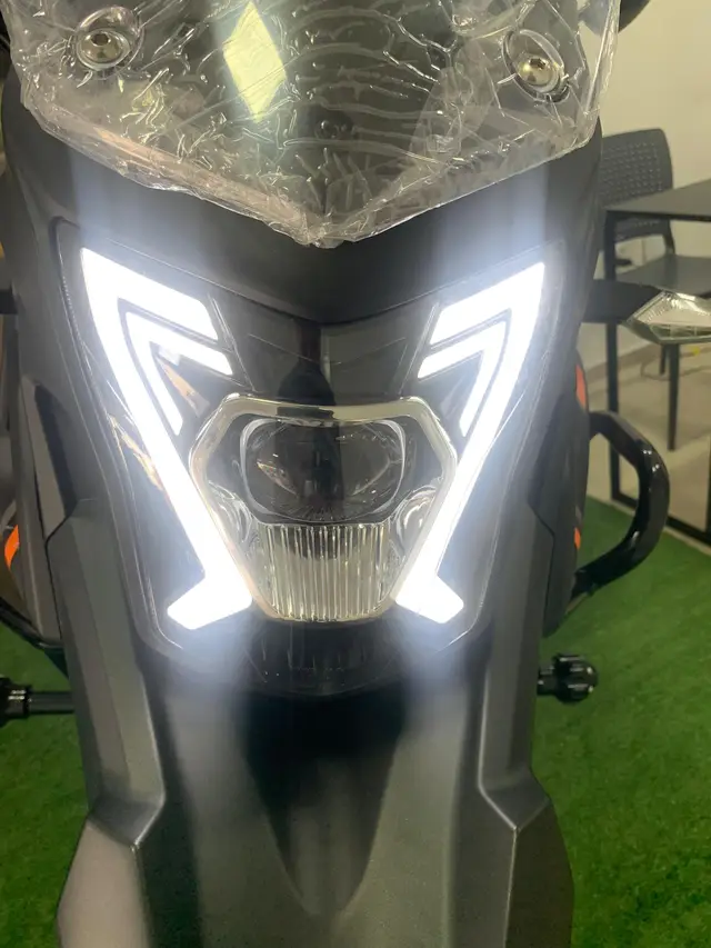 Carro Avelloz AZX 2025 160