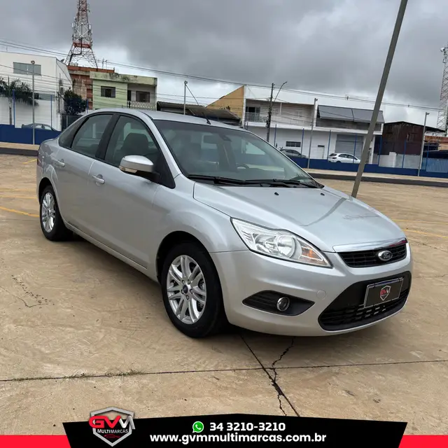 Carro Ford Focus Sedan 2013 Titanium 2.0 16V (Aut)
