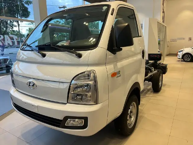Carro Hyundai HR 2025 2.5 4WD Diesel