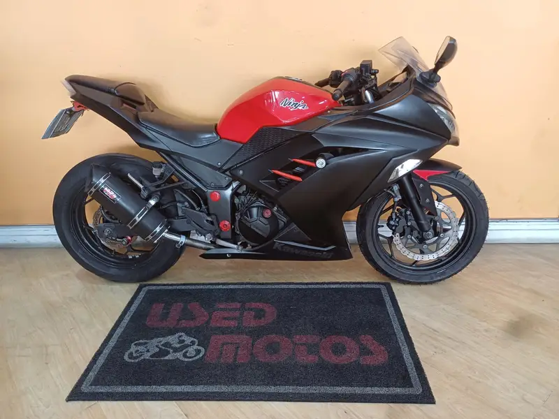 Kawasaki Ninja 300