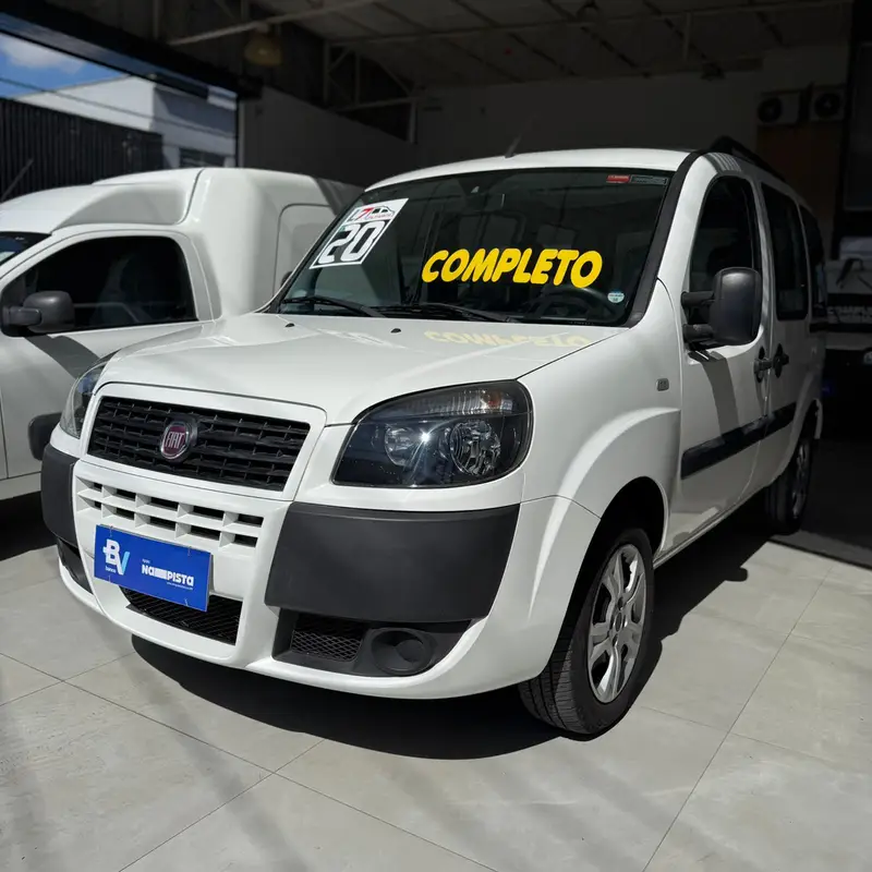 Fiat Doblò Essence 1.8 16V (Flex)