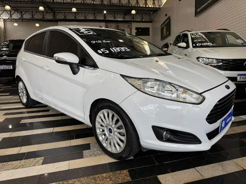 Ford New Fiesta Hatch New Fiesta Titanium 1.6 16V PowerShift