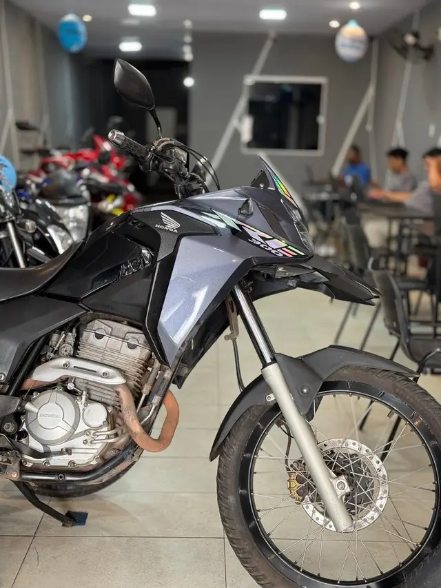 Carro Honda XRE 300 2023 ABS