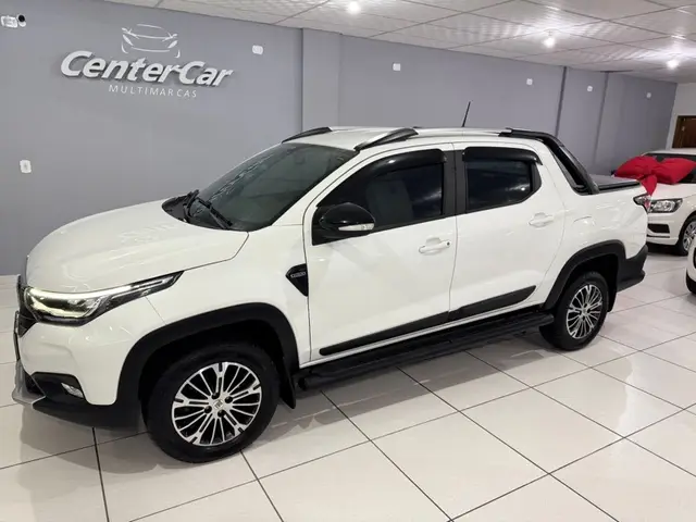 Carro Fiat Strada 2023 Ranch 1.3 Flex 8V CD Aut.