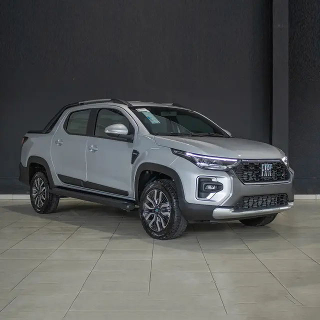 Carro Fiat Strada 2025 Ranch 1.0 Flex Turbo CD Aut.