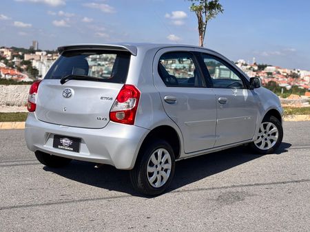 Etios XS 1.3 (Flex)