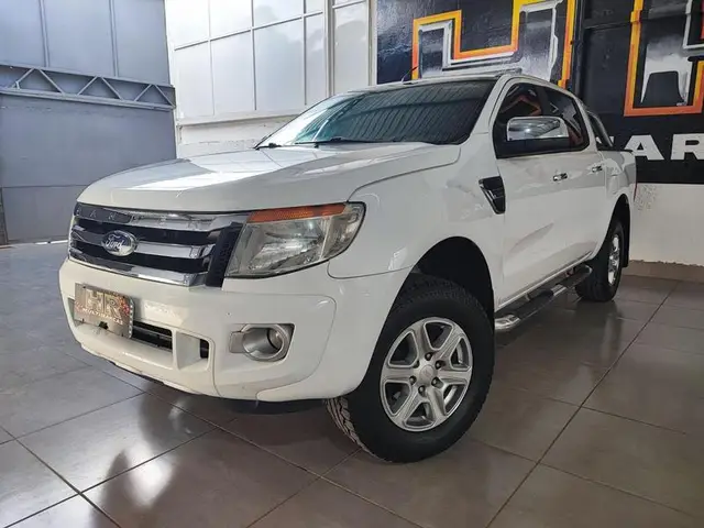 Carro Ford Ranger Cabine Dupla 2015 Ranger 2.5 Flex 4x2 CD XLT