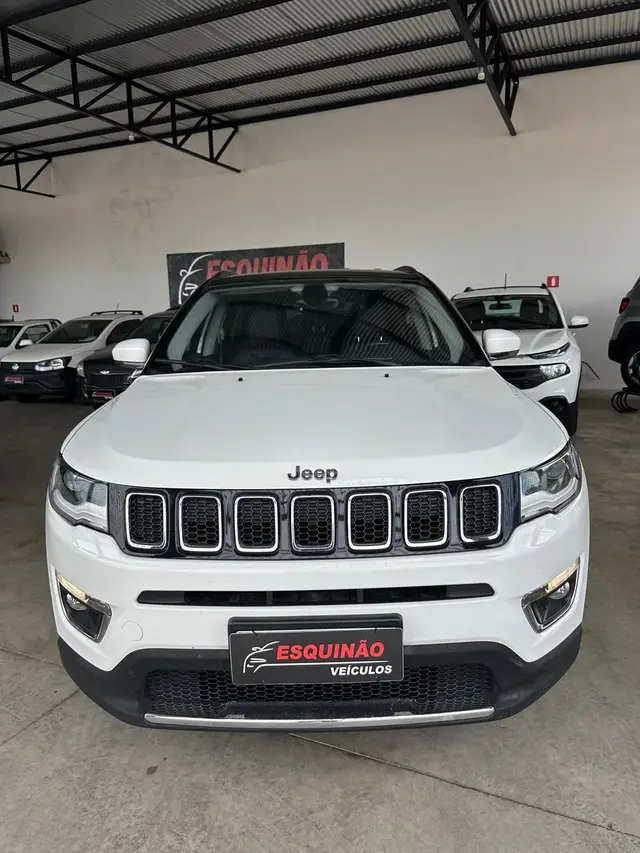 Carro Jeep Compass 2017 2.0 Limited (Aut) (Flex)