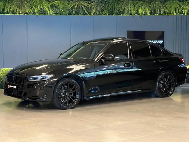 BMW 320i Sport GP 2.0 Turbo (Aut.)