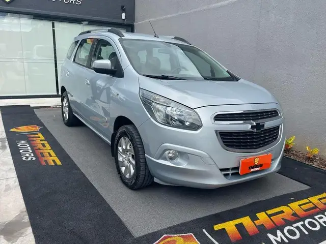 Carro Chevrolet Spin 2013 LTZ 7S 1.8 (Flex)