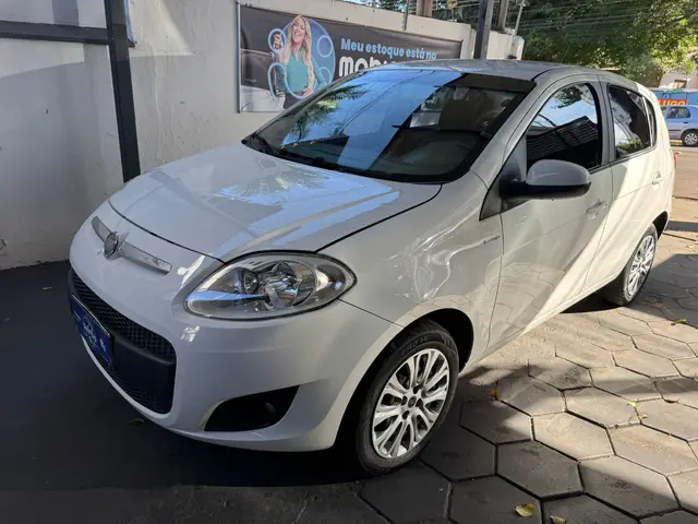 Carro Fiat Palio 2014 Essence 1.6 16V (Flex)