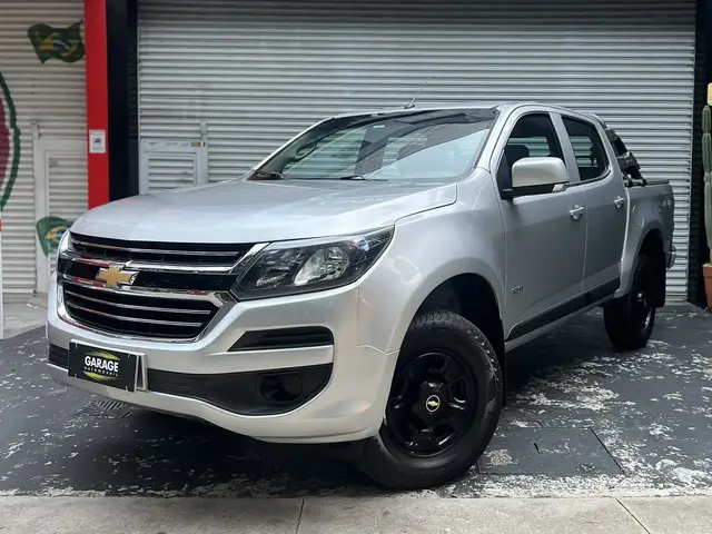 Carro Chevrolet S10 Cabine Dupla 2018 S10 2.8 CTDI LS 4WD (Cabine Dupla)
