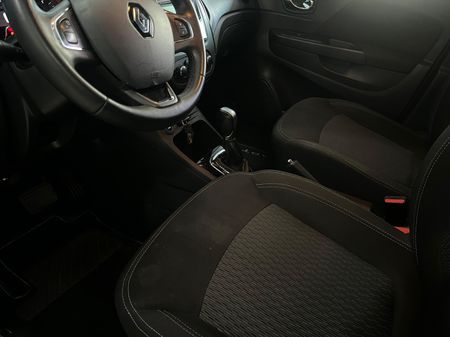 Captur Life 1.6 16v SCe CVT (Flex)