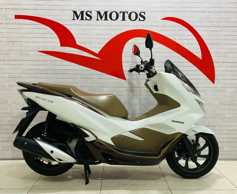 Honda PCX 150 DLX ABS