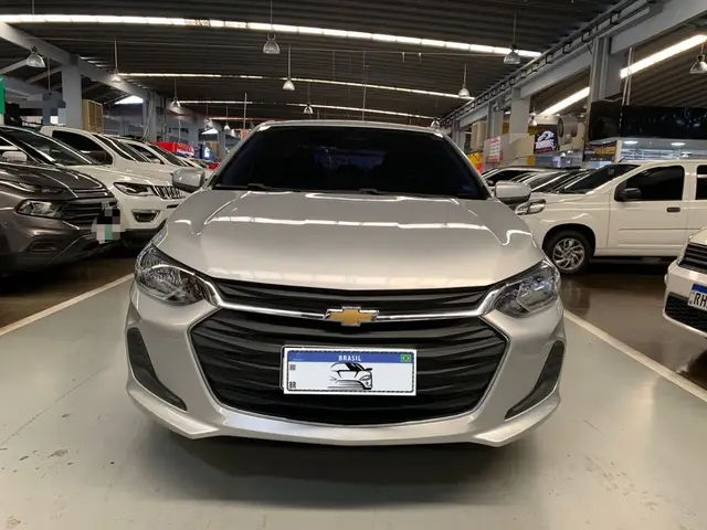 Carro Chevrolet Onix Plus 2021 1.0 LT (Flex)