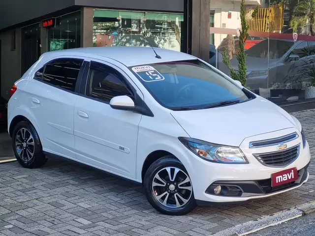 Carro Chevrolet Onix 2015 1.4 LTZ SPE/4