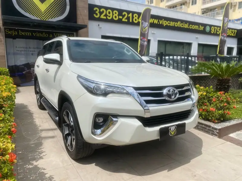 Toyota SW4 2.8 TDI SRX Diamond 7L 4x4 (Aut)