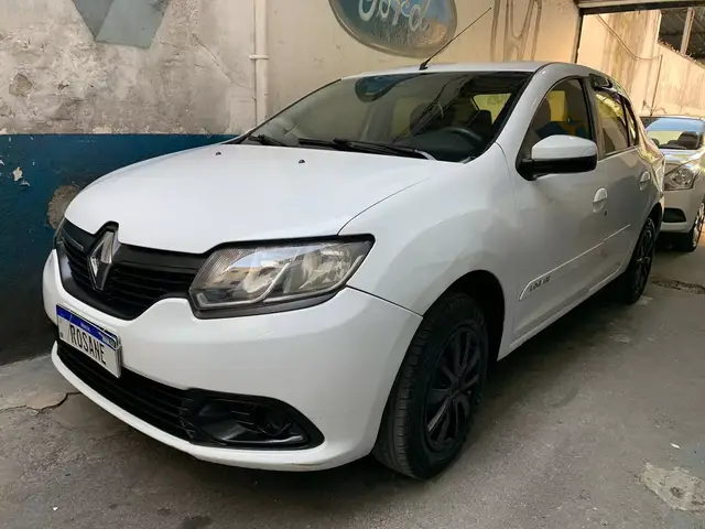 Carro Renault Logan 2015 Expression 1.0 16V (flex)
