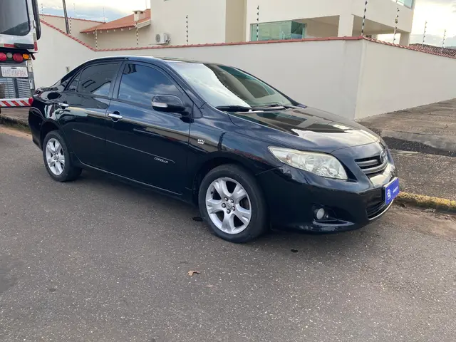 Carro Toyota Corolla 2010 Sedan XEi 1.8 16V (flex)