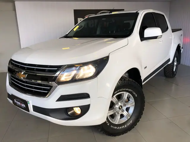 Carro Chevrolet S10 Cabine Dupla 2019 S10 2.8 CTDI LT 4WD (Cabine Dupla)