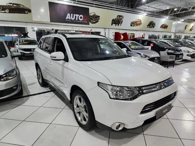 Carro Mitsubishi Outlander 2014 2.0 16V CVT