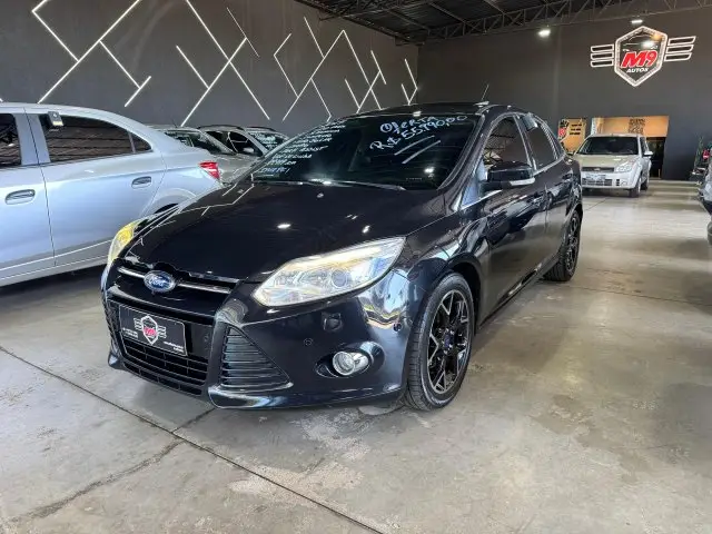 Carro Ford Focus Sedan 2015 Titanium 2.0 16V PowerShift