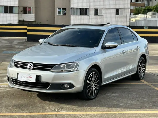 Carro Volkswagen Jetta 2014 2.0 TSI Highline DSG