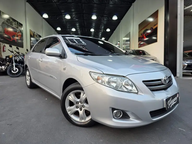 Toyota Corolla Sedan XLi 1.8 16V (flex)