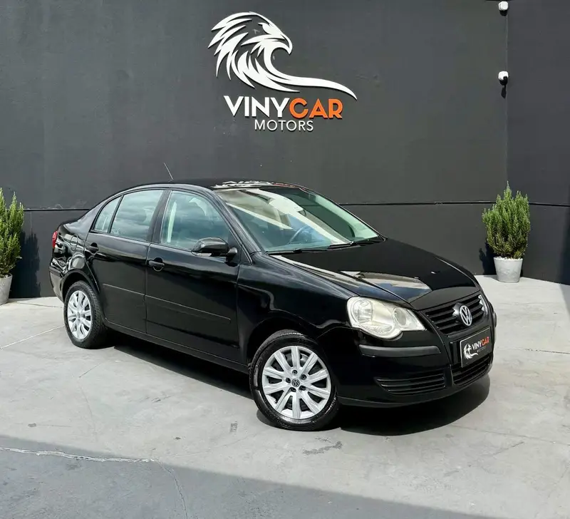 Volkswagen Polo Sedan 1.6 8V (Flex)