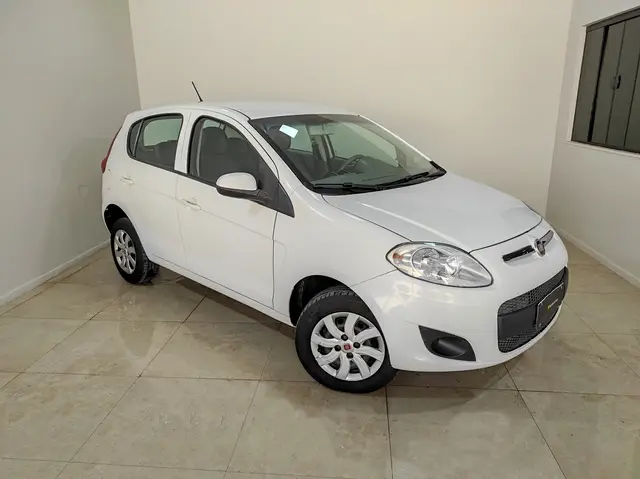 Carro Fiat Palio 2015 Attractive 1.0 Evo (Flex)